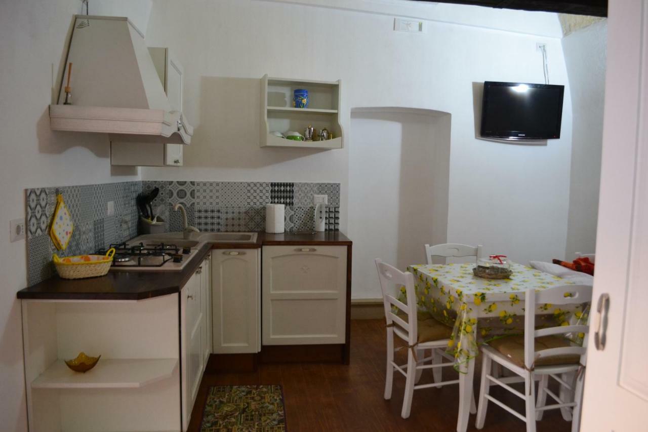 Le case di Titina Villa Mottola Esterno foto